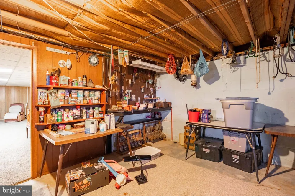 19 MIDDLE ROAD Hammonton, NJ 08037