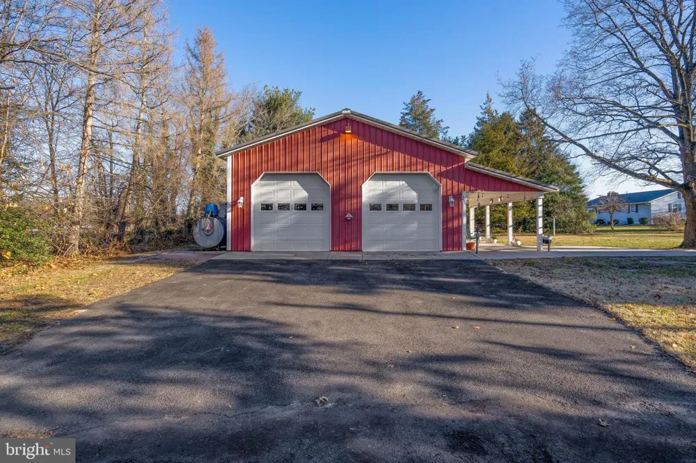 19 MIDDLE ROAD Hammonton, NJ 08037