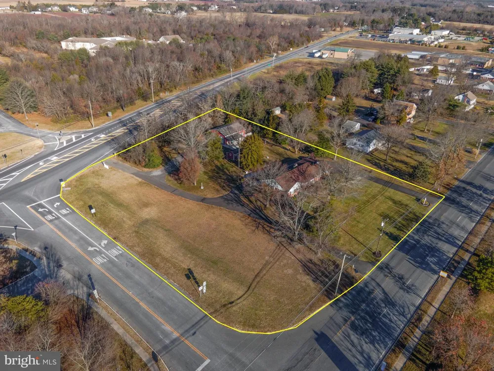 19 MIDDLE ROAD Hammonton, NJ 08037