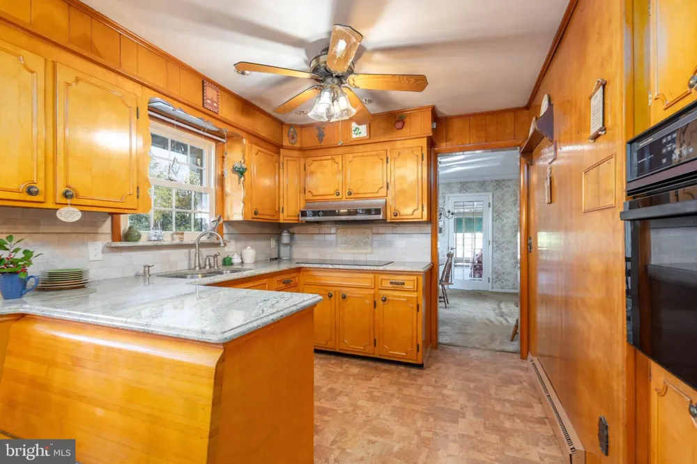 19 MIDDLE ROAD Hammonton, NJ 08037