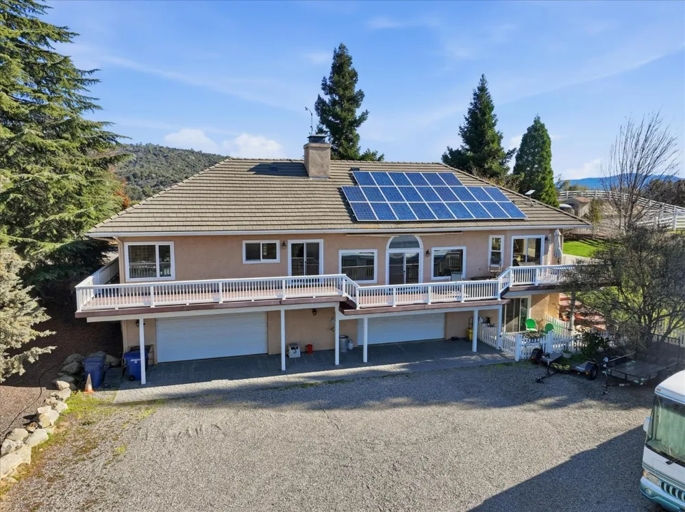 43319 Leach Rd Ahwahnee, CA 93601