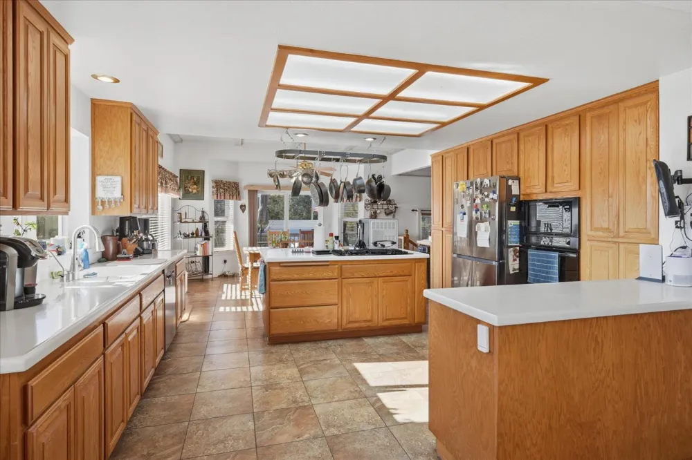 43319 Leach Rd Ahwahnee, CA 93601