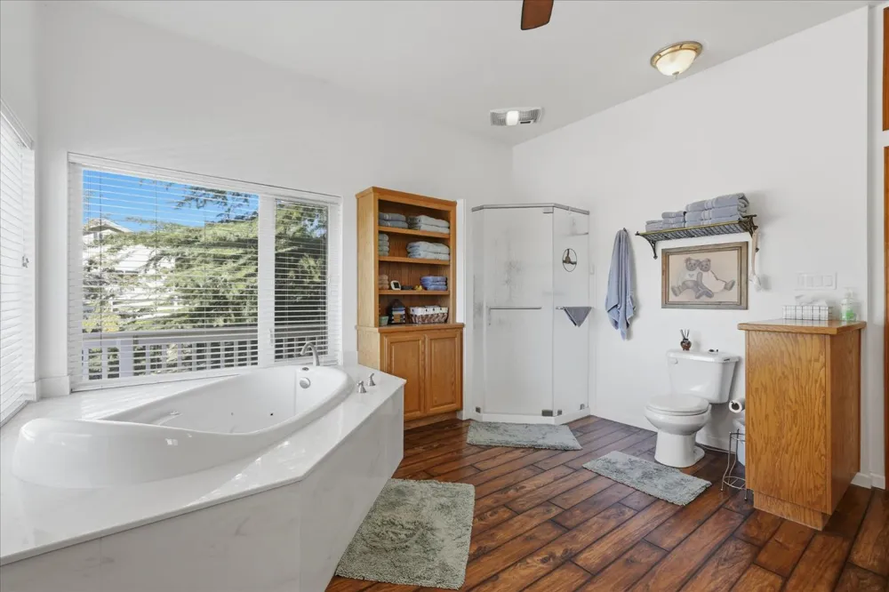 43319 Leach Rd Ahwahnee, CA 93601