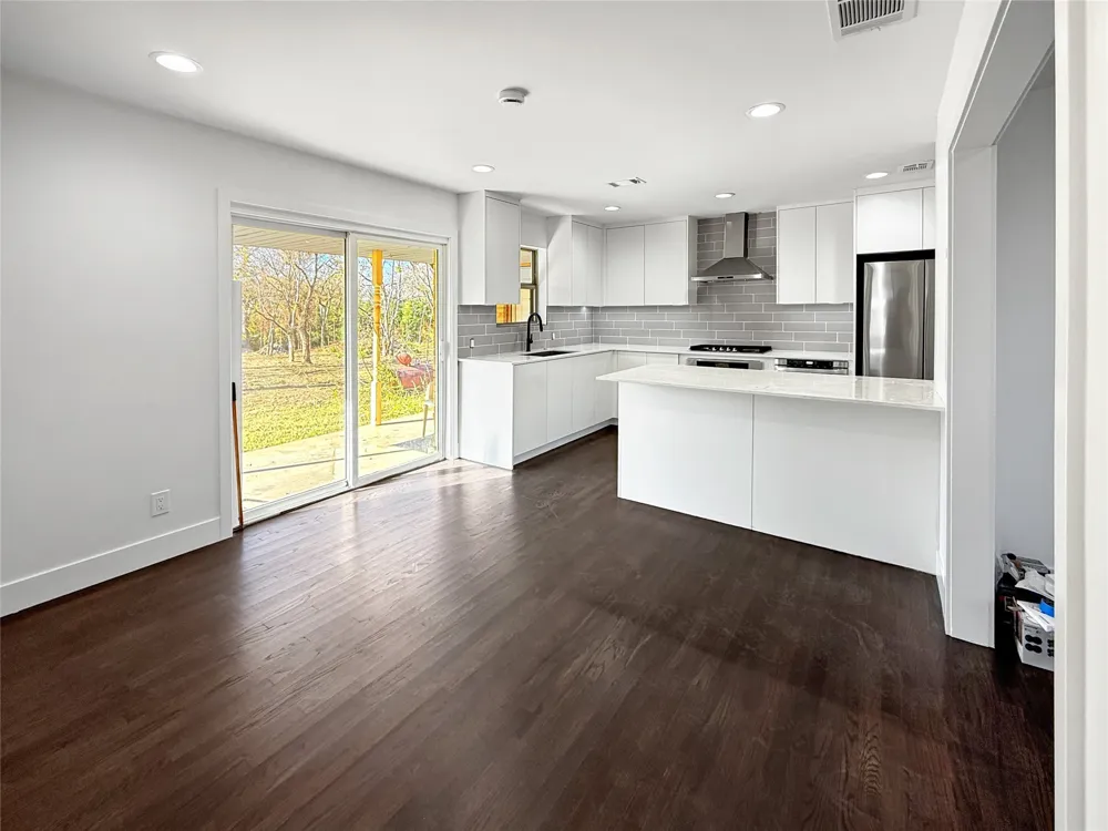 425 Cheshier Road Lancaster, TX 75146