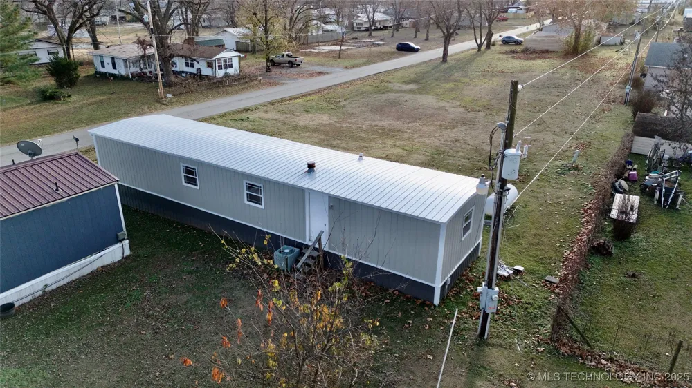 25271 S 606 Grove, OK 74344