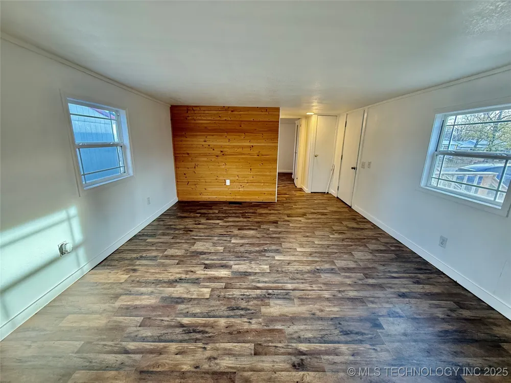 25271 S 606 Grove, OK 74344