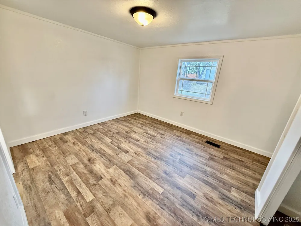 25271 S 606 Grove, OK 74344