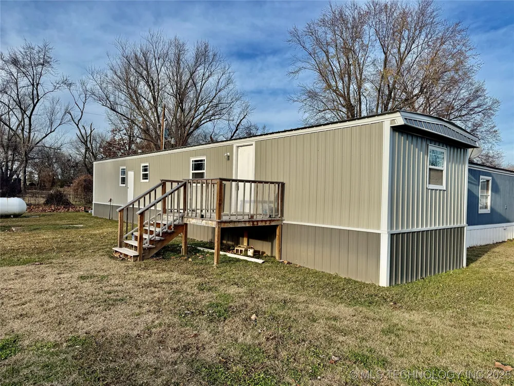 25271 S 606 Grove, OK 74344