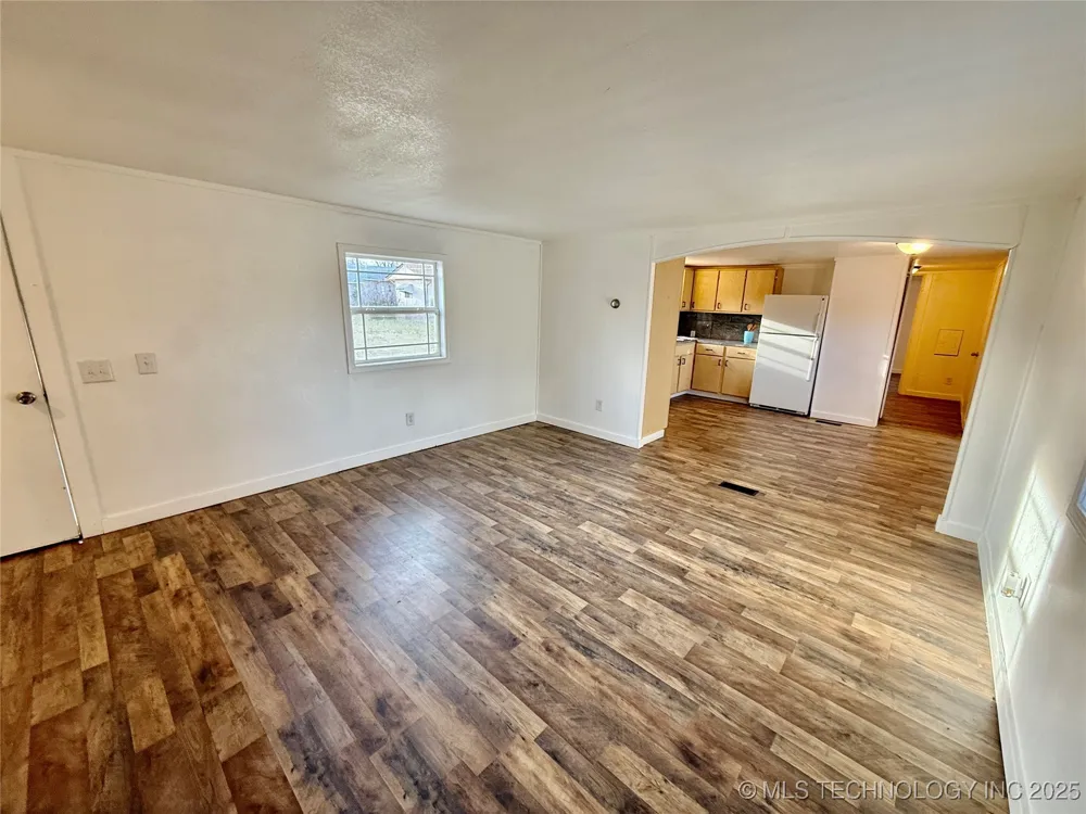 25271 S 606 Grove, OK 74344