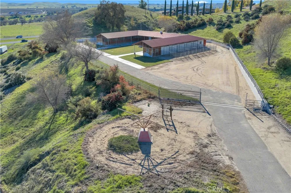1990 E 46 Shandon, CA 93461
