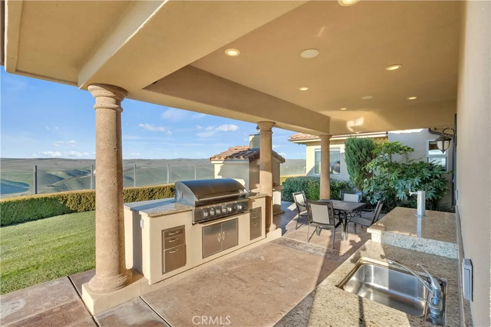 1990 E 46 Shandon, CA 93461
