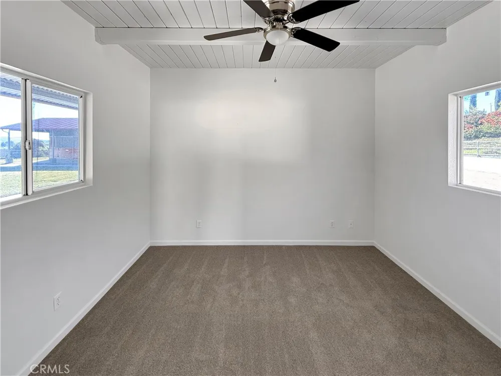 1990 E 46 Shandon, CA 93461