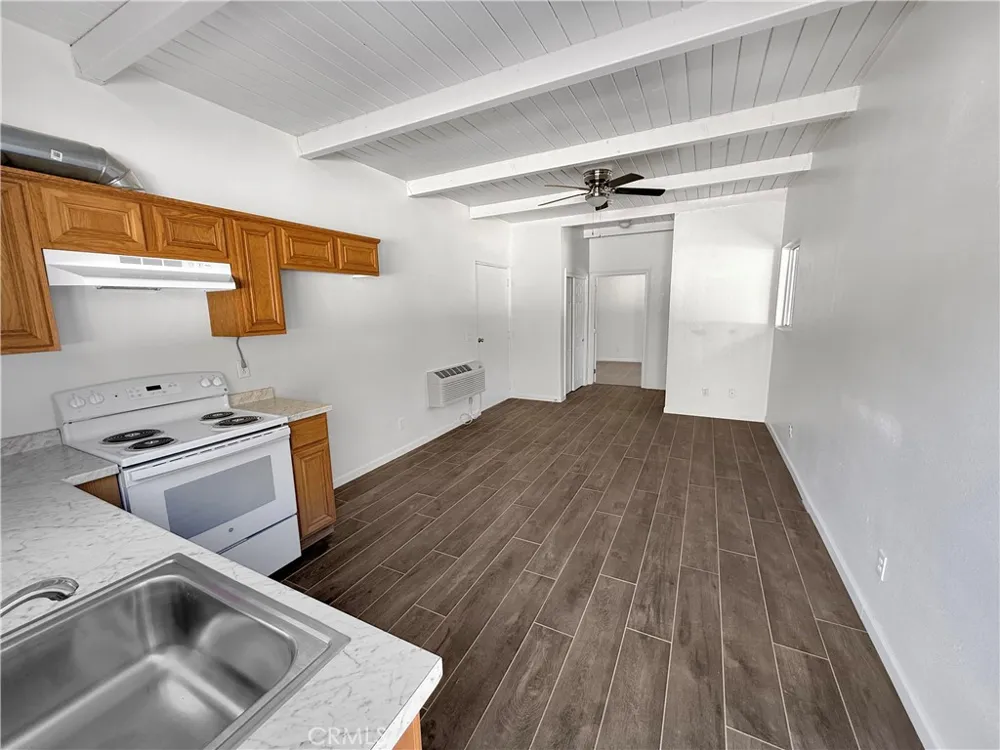 1990 E 46 Shandon, CA 93461