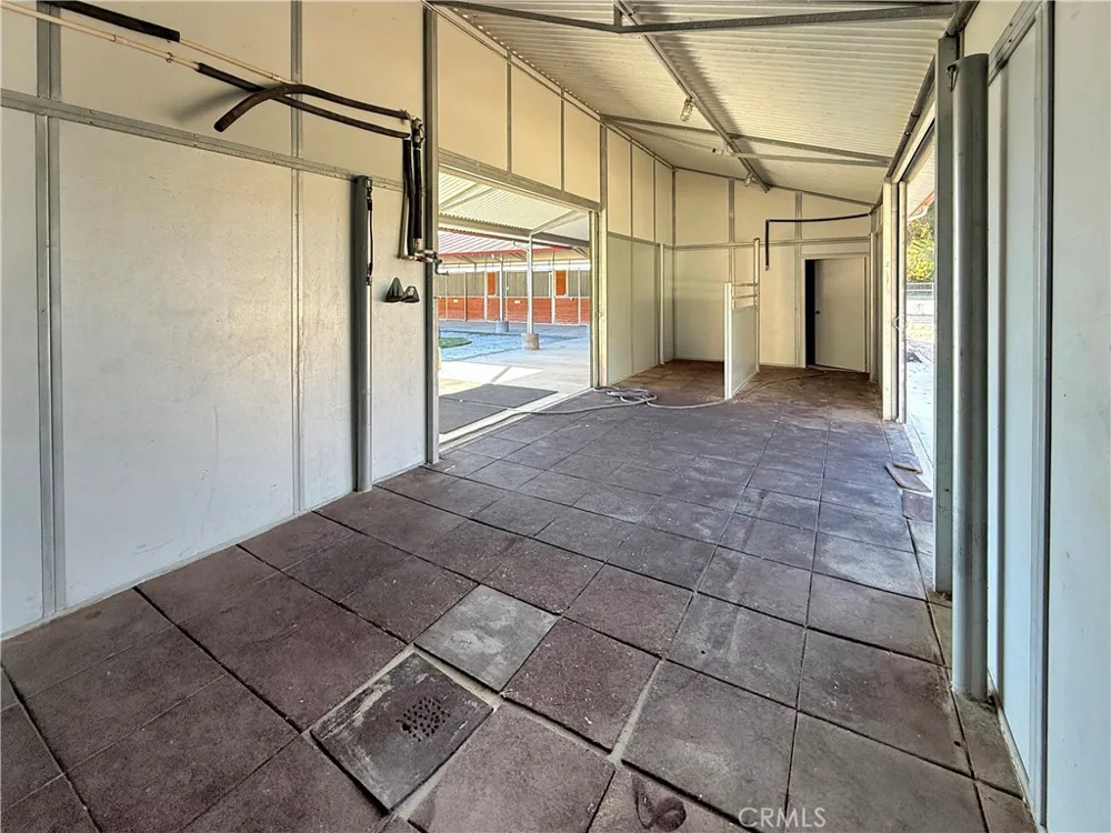 1990 E 46 Shandon, CA 93461