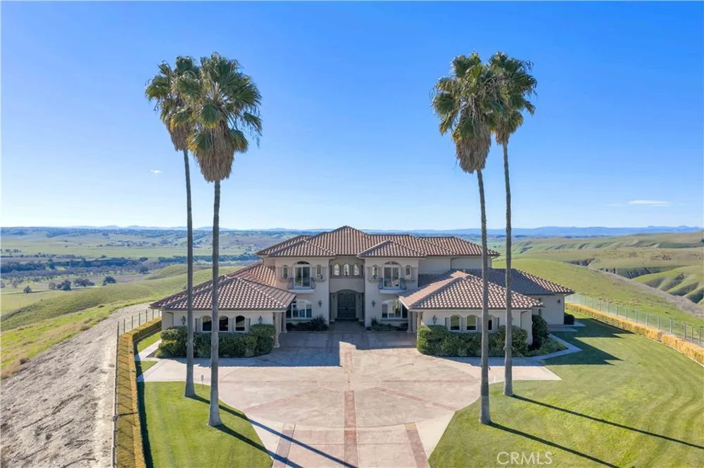1990 E 46 Shandon, CA 93461