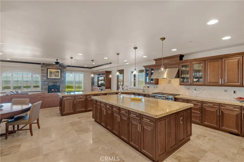 1990 E 46 Shandon, CA 93461