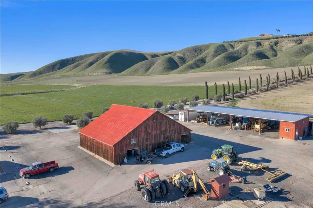 1990 E 46 Shandon, CA 93461