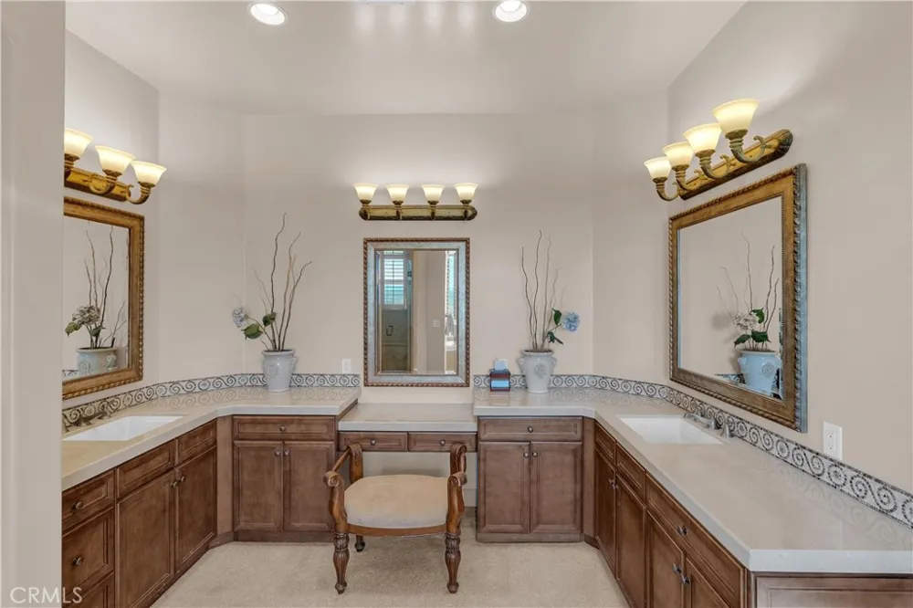 1990 E 46 Shandon, CA 93461