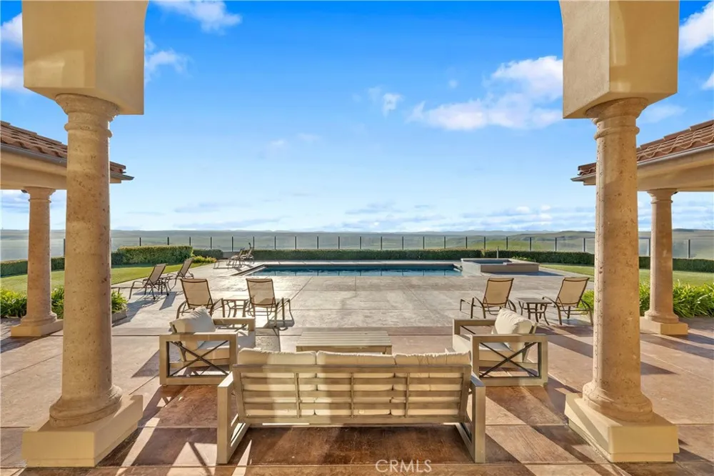 1990 E 46 Shandon, CA 93461
