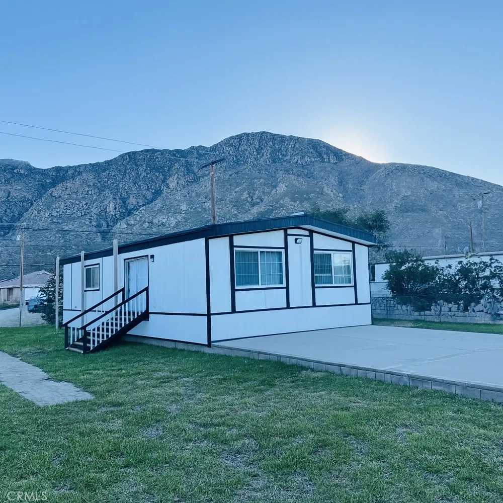 51867 Lois Avenue Cabazon, CA 92230