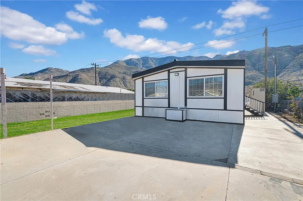51867 Lois Avenue Cabazon, CA 92230