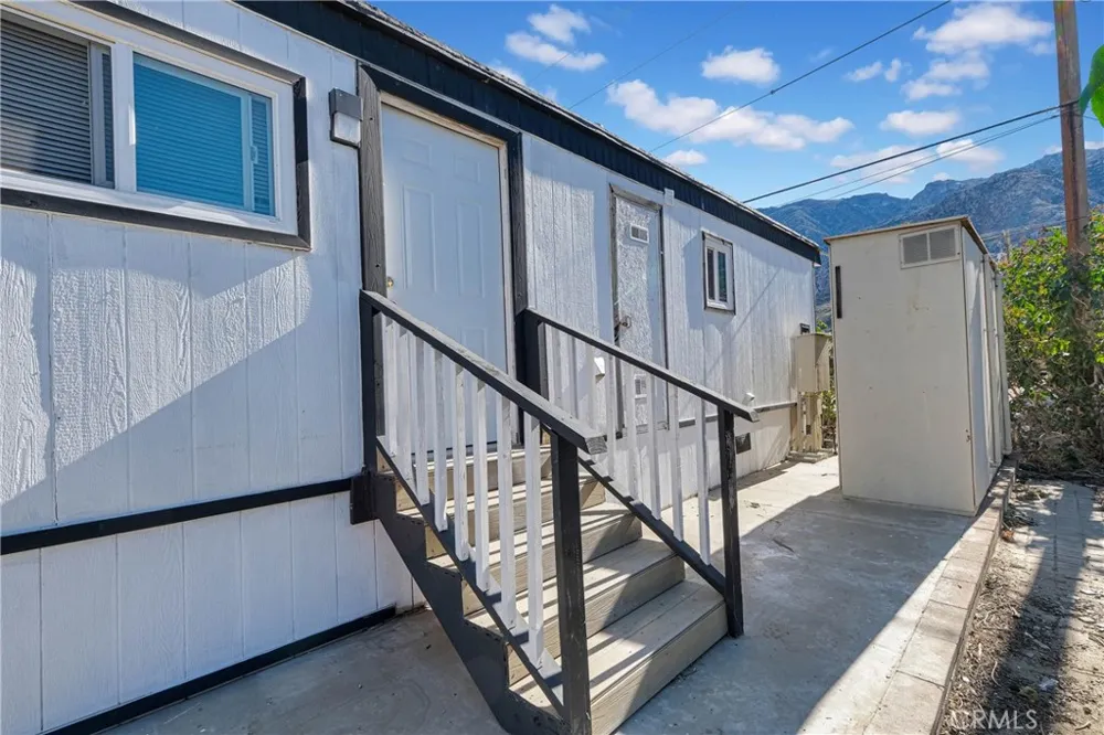 51867 Lois Avenue Cabazon, CA 92230