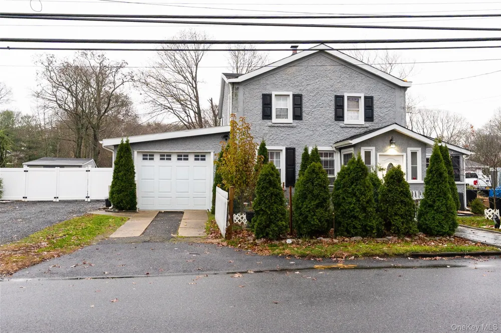163 Orchard Road East Patchogue, NY 11772
