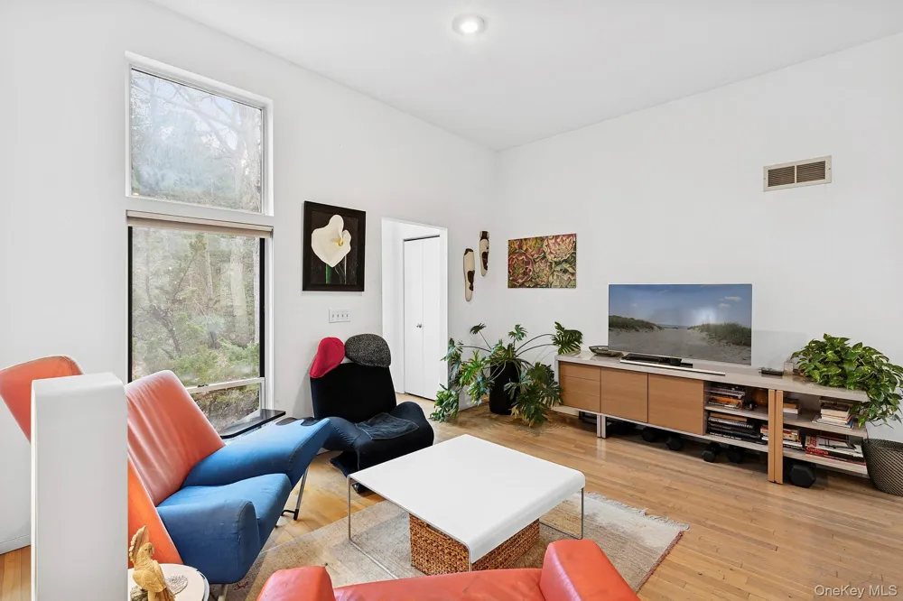 54 Fox Hunt Amagansett, NY 11930
