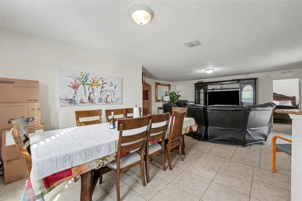 5630 ELSINORE WAY Lakeland, FL 33805
