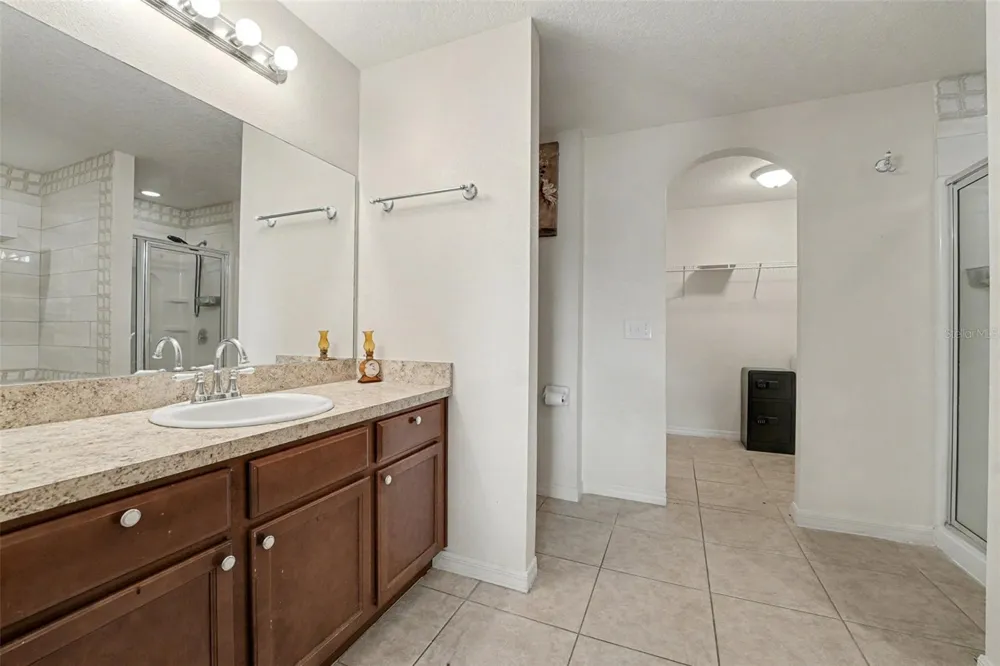 5630 ELSINORE WAY Lakeland, FL 33805