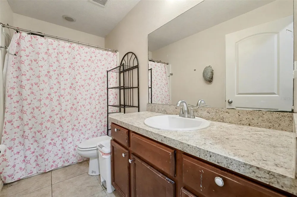5630 ELSINORE WAY Lakeland, FL 33805