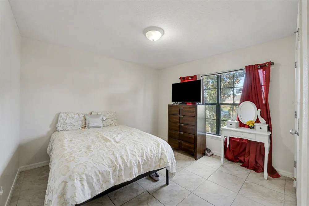 5630 ELSINORE WAY Lakeland, FL 33805