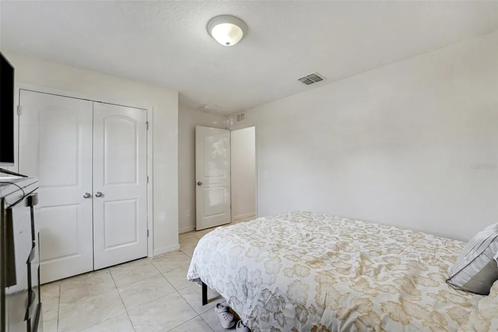 5630 ELSINORE WAY Lakeland, FL 33805