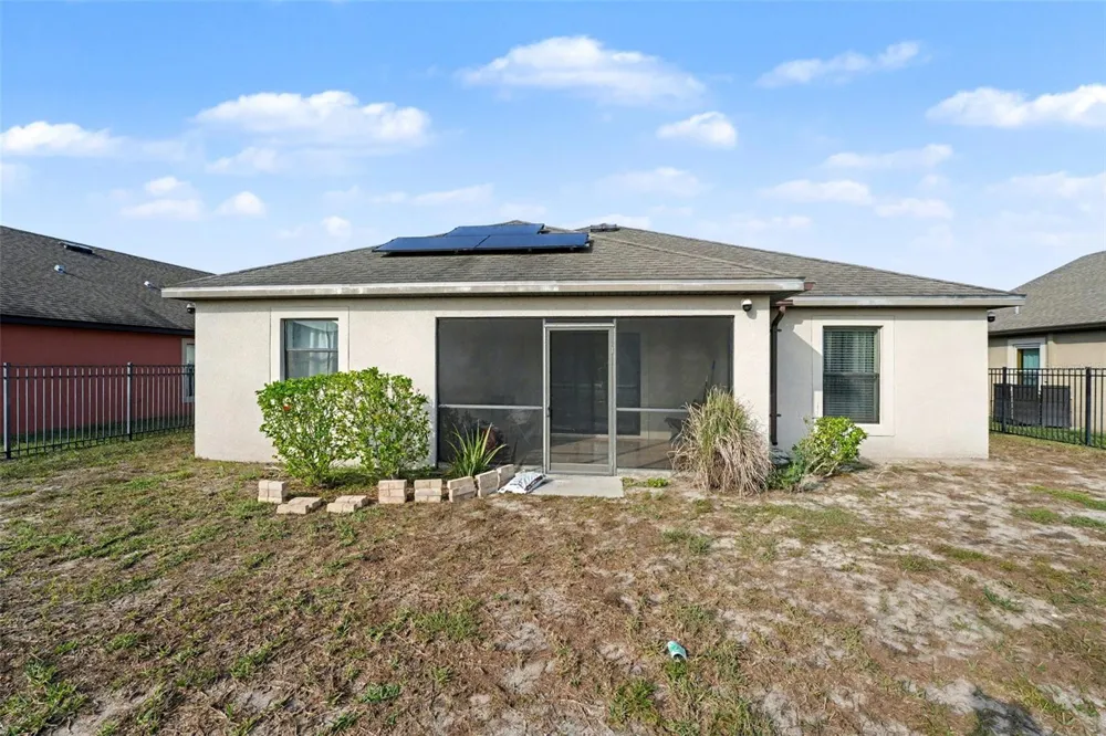 5630 ELSINORE WAY Lakeland, FL 33805
