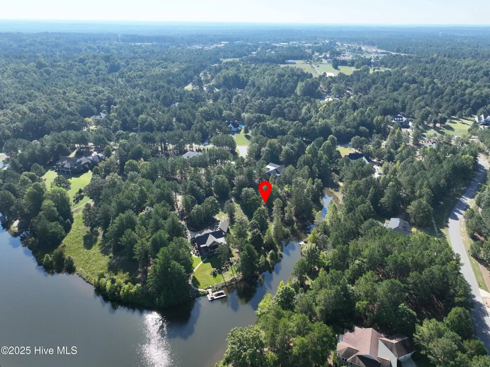 125 Troys Point West End, NC 27376