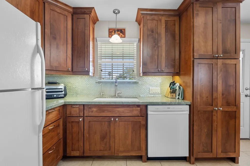 2237 Avenue A San Leon, TX 77539