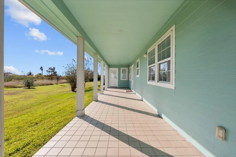 2237 Avenue A San Leon, TX 77539