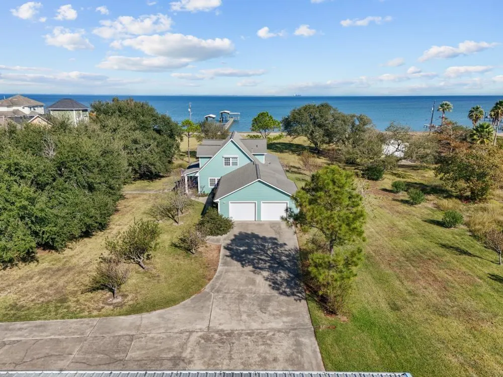 2237 Avenue A San Leon, TX 77539