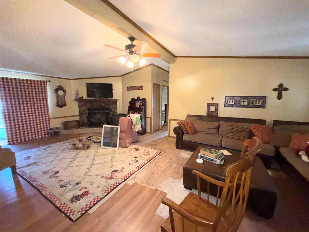 3455 Lcr 758 Thornton, TX 76687
