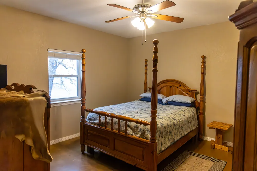 2946 FM 52 Graford, TX 76449