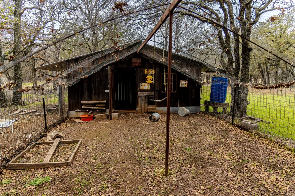 2946 FM 52 Graford, TX 76449