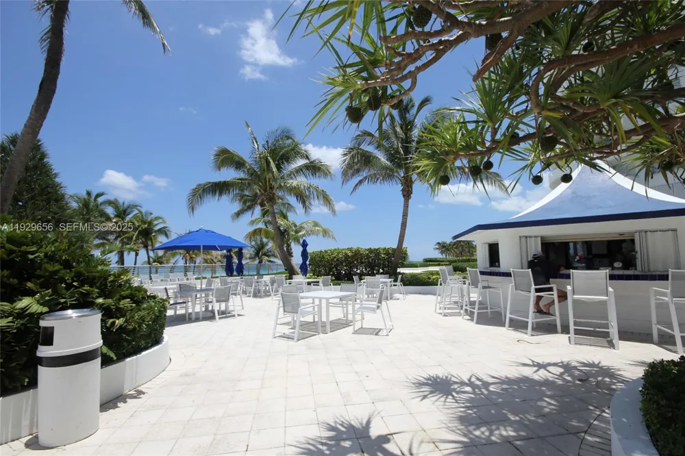 5161 Collins Ave #1610 Miami Beach, FL 33140