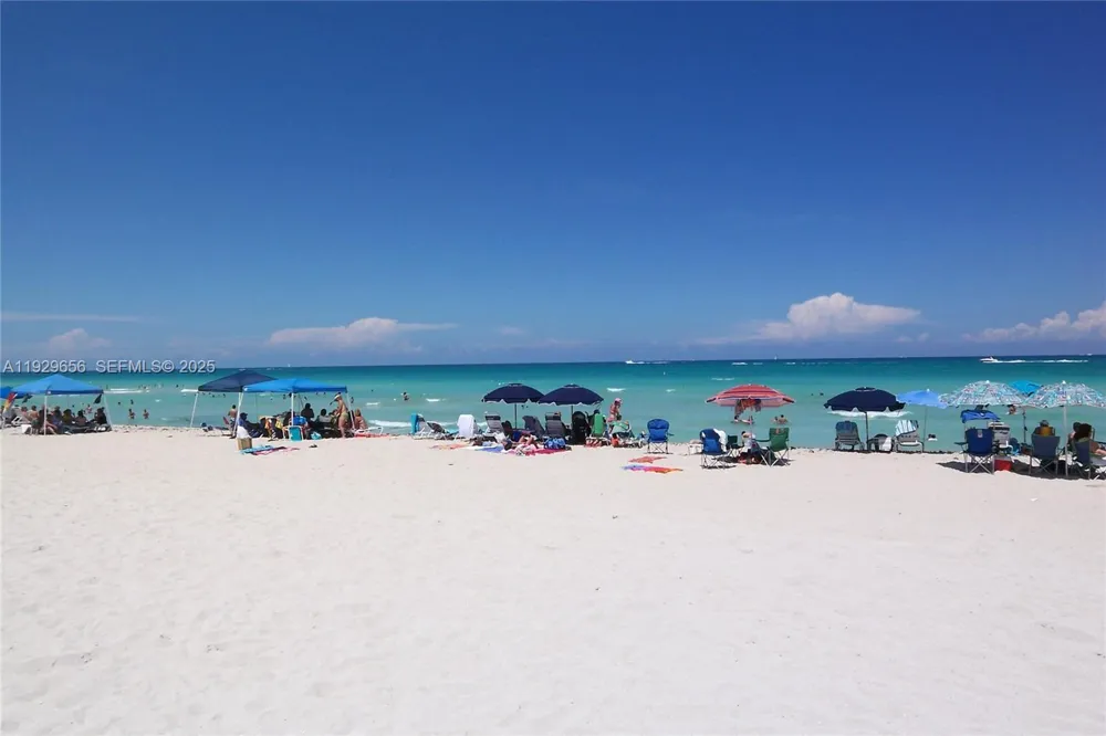 5161 Collins Ave #1610 Miami Beach, FL 33140