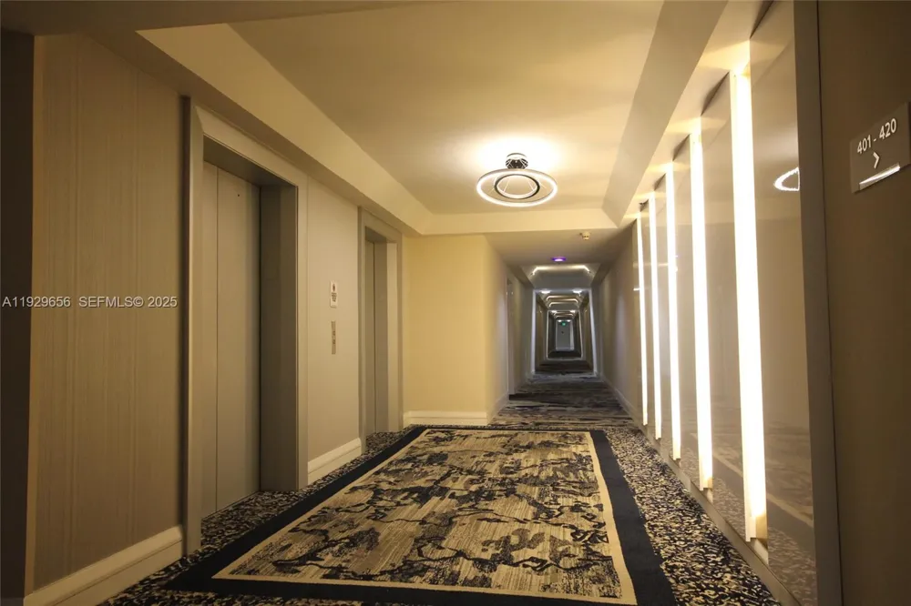 5161 Collins Ave #1610 Miami Beach, FL 33140