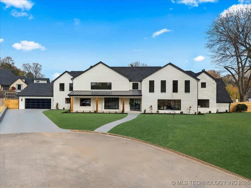 4717 S Atlanta Place