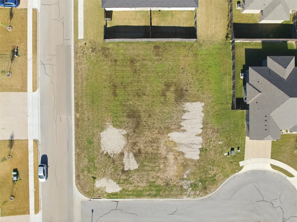 700 Sugar Mill Court Robinson, TX 76706