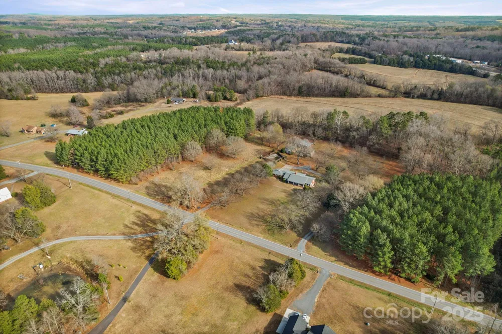 1223 Walker Road Mount Pleasant, NC 28124