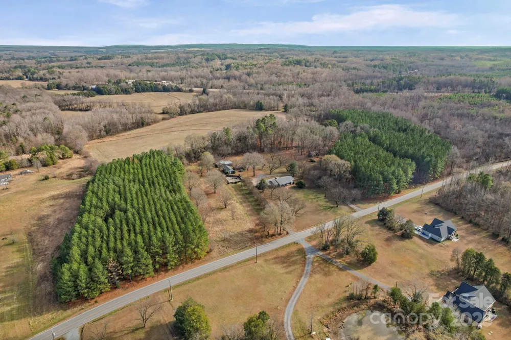 1223 Walker Road Mount Pleasant, NC 28124