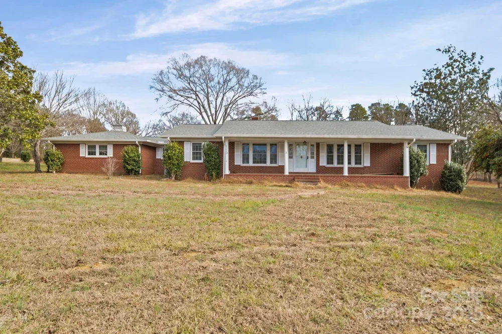 1223 Walker Road Mount Pleasant, NC 28124