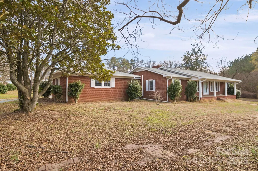 1223 Walker Road Mount Pleasant, NC 28124